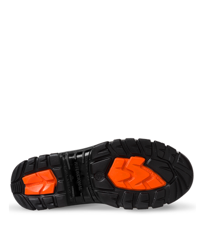 TRACKER M